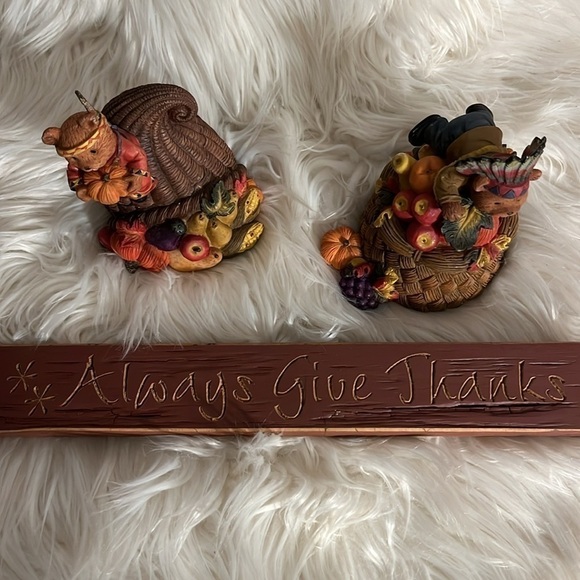 Vintage set of 2 HOMCO Thanksgiving trinket bear boxes. - Picture 6 of 6